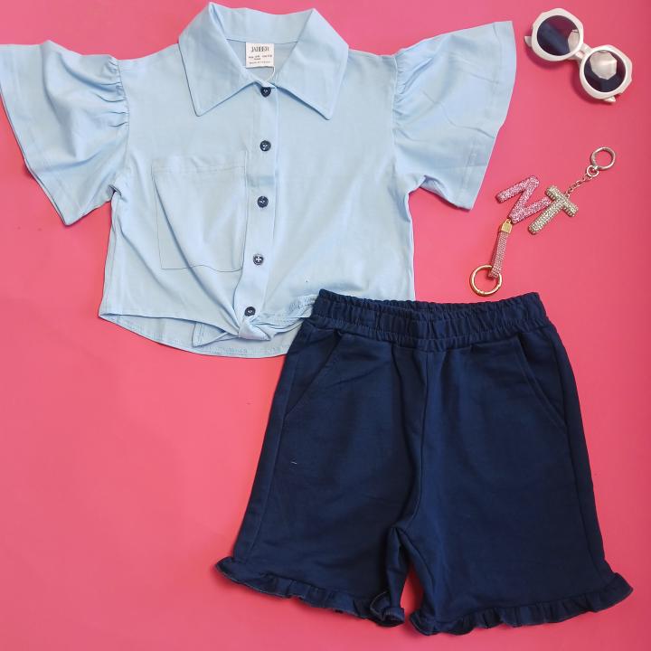 T-SHIRT AND SHORT