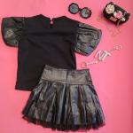 T-SHIRT AND SHORT SKIRT