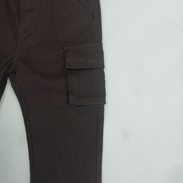 SET T-SHIRT AND PANTS
