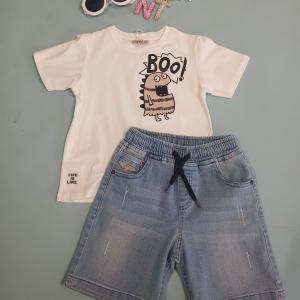 T-SHIRT AND SHORT JEANS