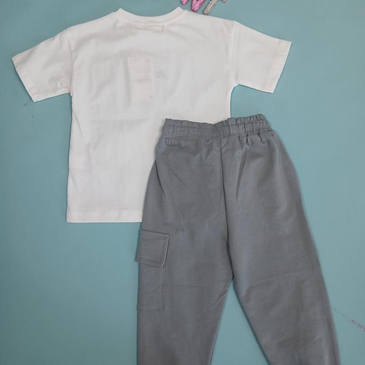 T-SHIRT AND YOUFO PANTS