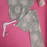 SET T-SHIRT AND PANTS