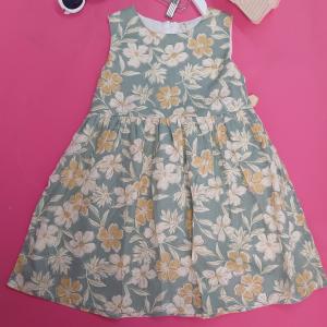 DRESSES