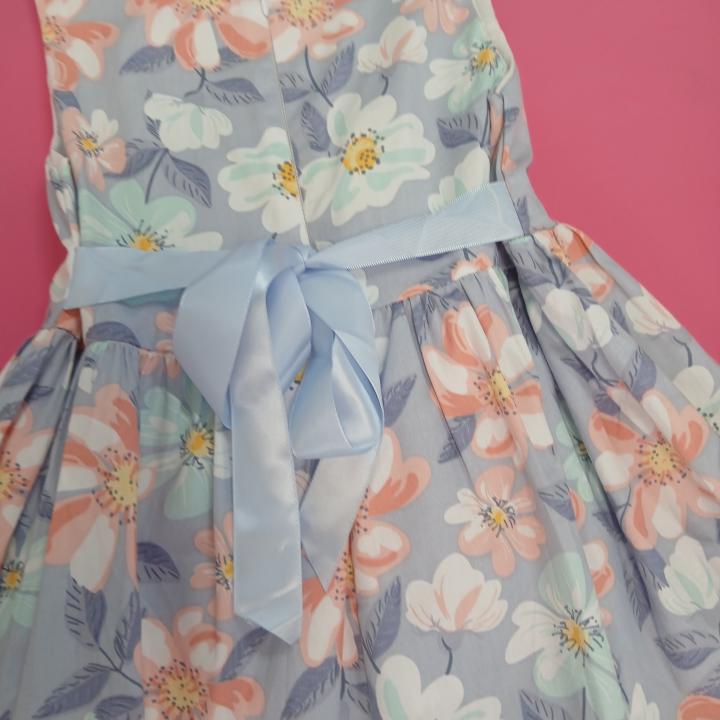 DRESSES