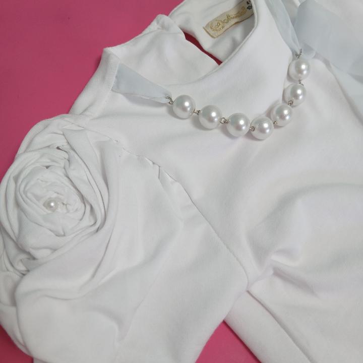 T-SHIRT AND PANTS