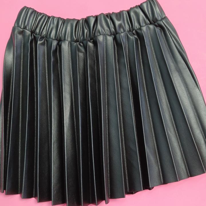 SET T-SHIRTS AND SKIRTS
