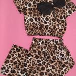 SET T-SHIRTS AND PANTS