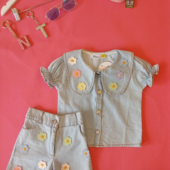 SET T-SHIRT AND SHORTS