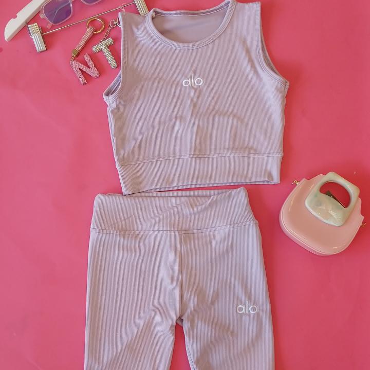 SET T-SHIRT AND SHORTS