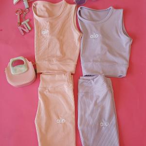 SET T-SHIRT AND SHORTS