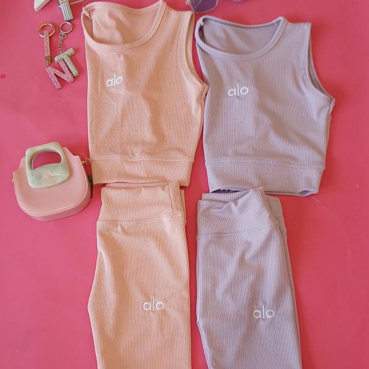 SET T-SHIRT AND SHORTS