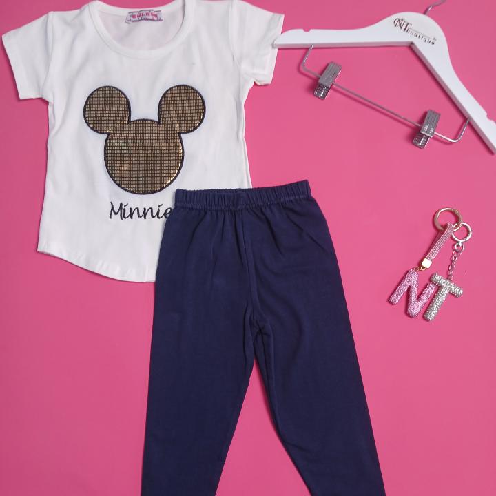 SET T-SHIRTS AND PANTS