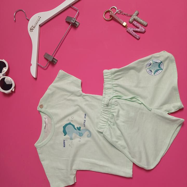SET T-SHIRTS AND SHORTS
