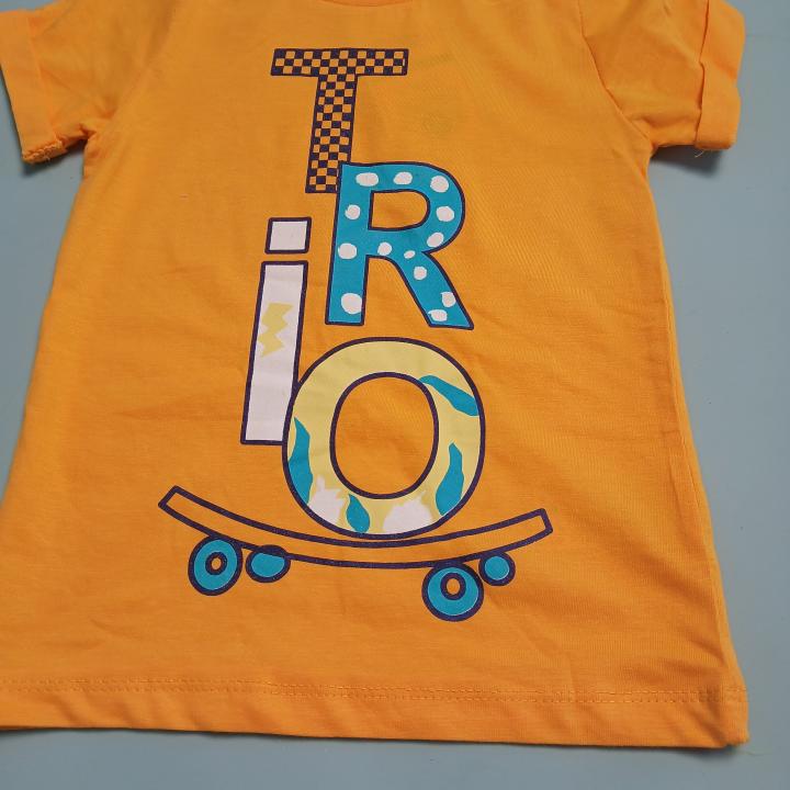 SET T-SHIRTS AND SHORTS