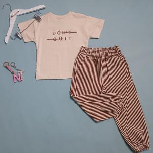 SET T-SHIRTS AND PANTS