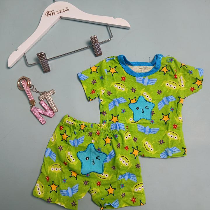 SET T-SHIRTS AND SHORTS