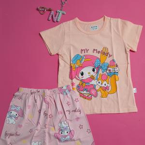 SET T-SHIRTS AND SHORTS