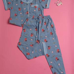 SET T-SHIRTS AND PANTS