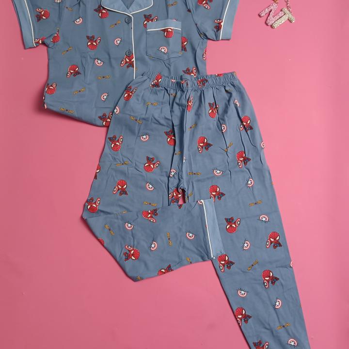 SET T-SHIRTS AND PANTS