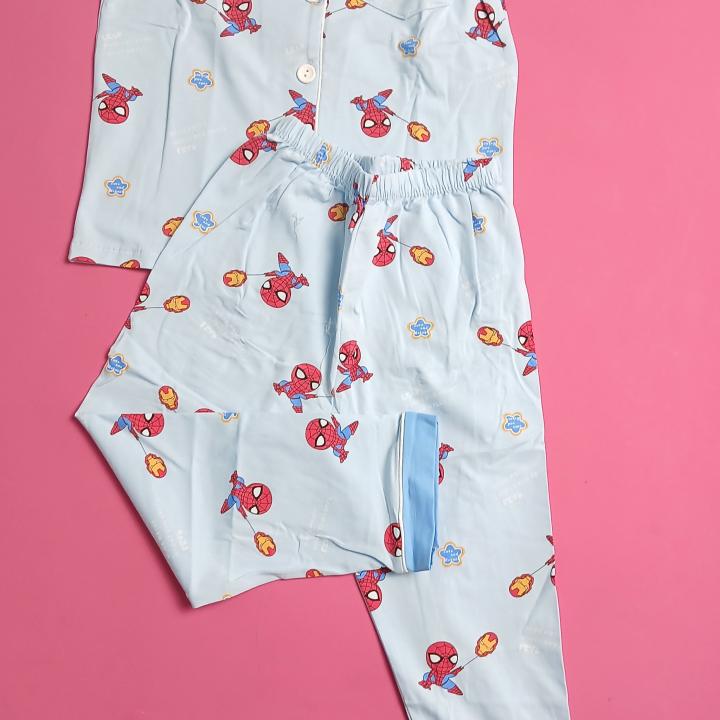 SET T-SHIRTS AND PANTS