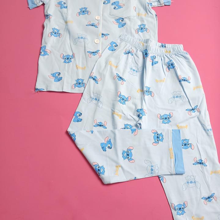 SET T-SHIRTS AND PANTS